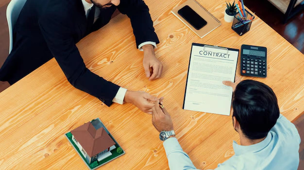 Moving Forward with Confidence with the Support of a Mediator Trafford